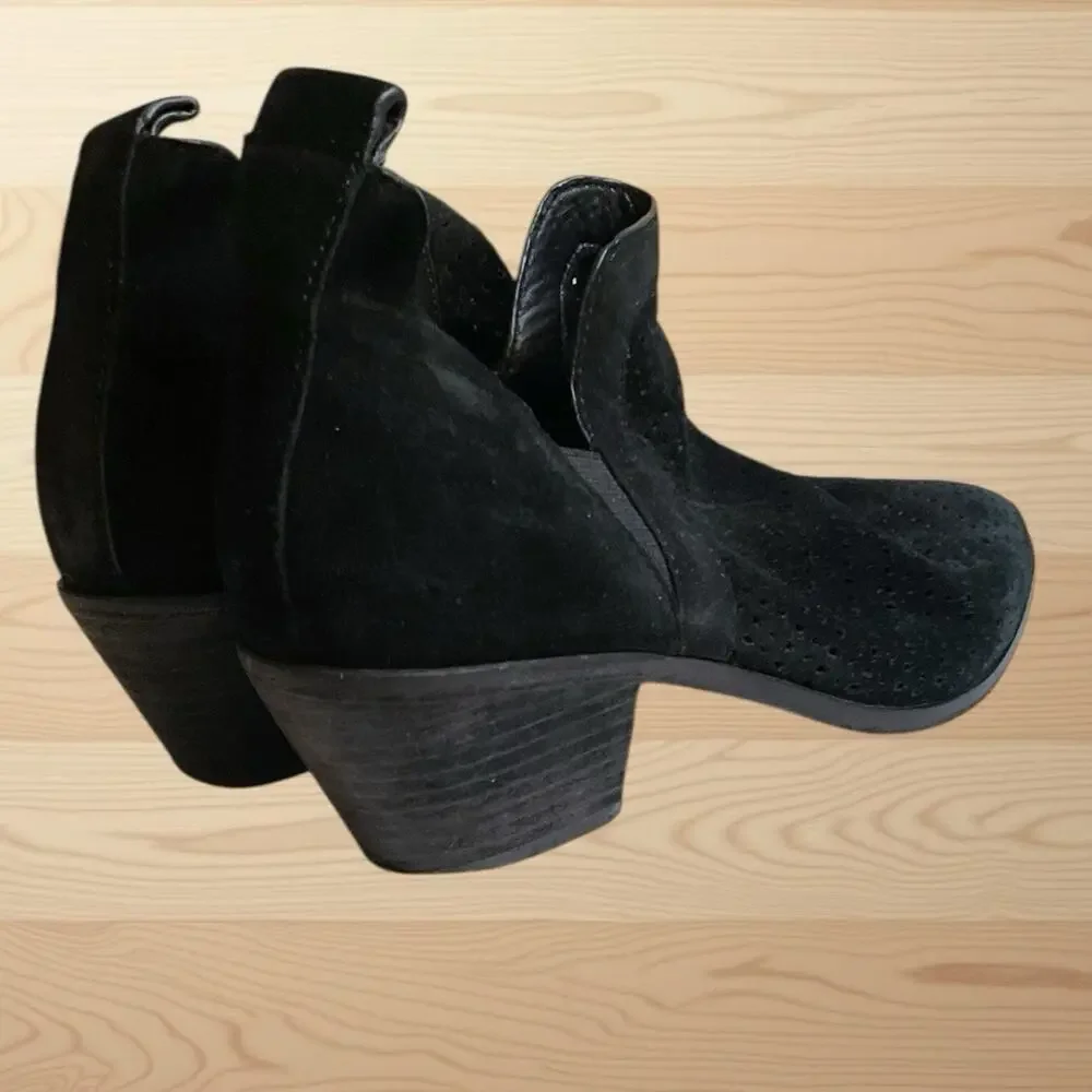 Sigerson‎ Morrison Booties SZ 7 Black Suede Leather Perforated Pattern Slip-on